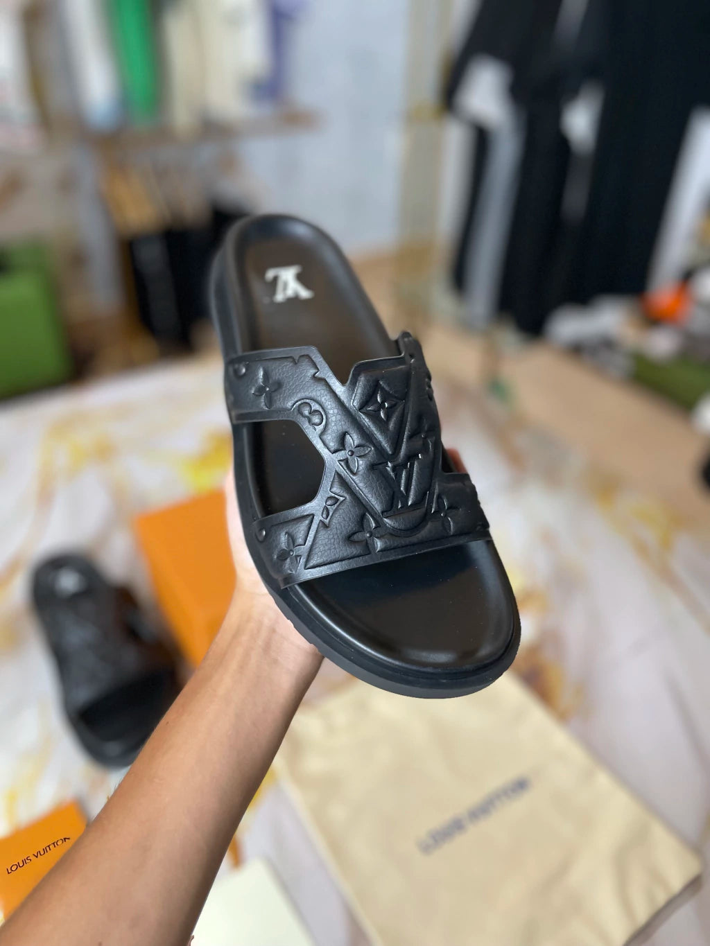 Luxury sandal Lv monogram